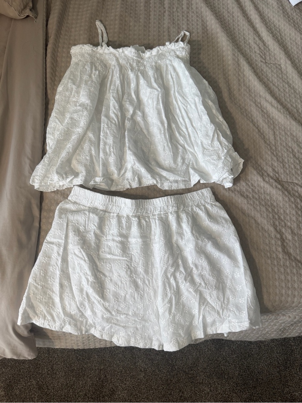 White Women's Lightweight Eyelet Shorts& Top Two Piece Set